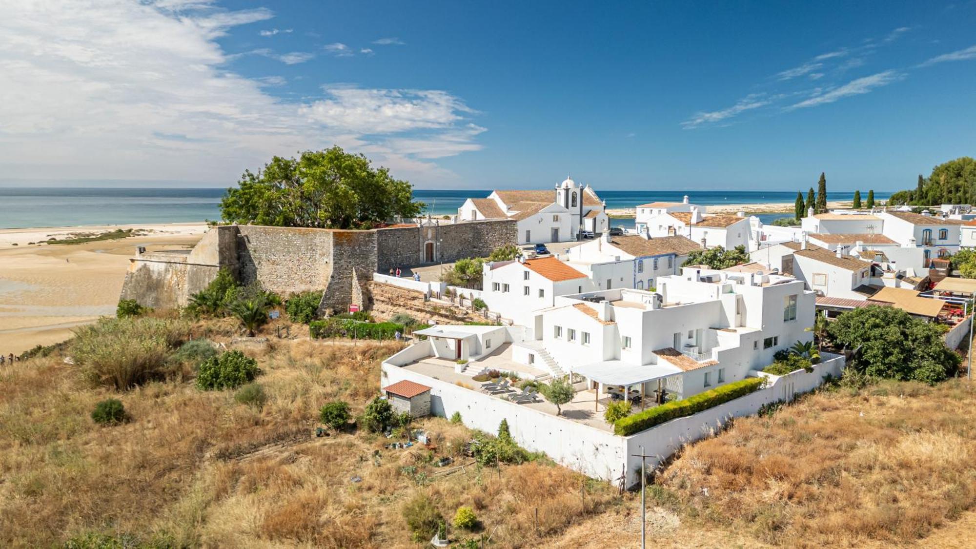 Casa Do Levante - 2 Bedroom, Ocean View Morgadinha Экстерьер фото
