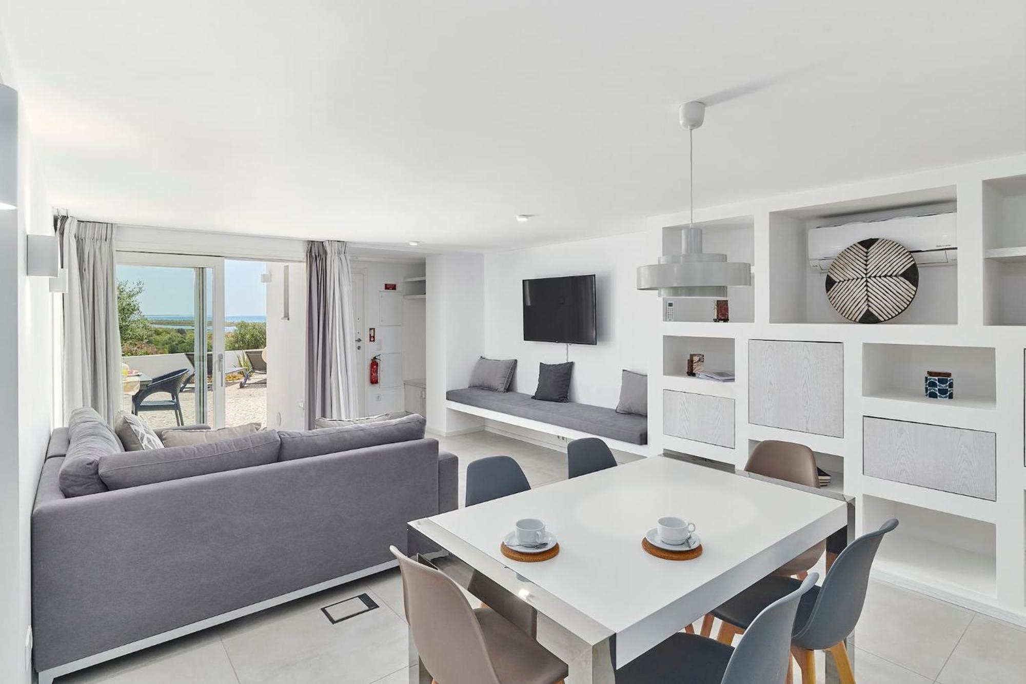 Casa Do Levante - 2 Bedroom, Ocean View Morgadinha Экстерьер фото